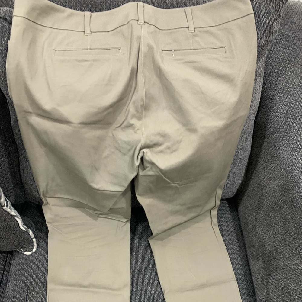 Pants - Picture 2 of 3